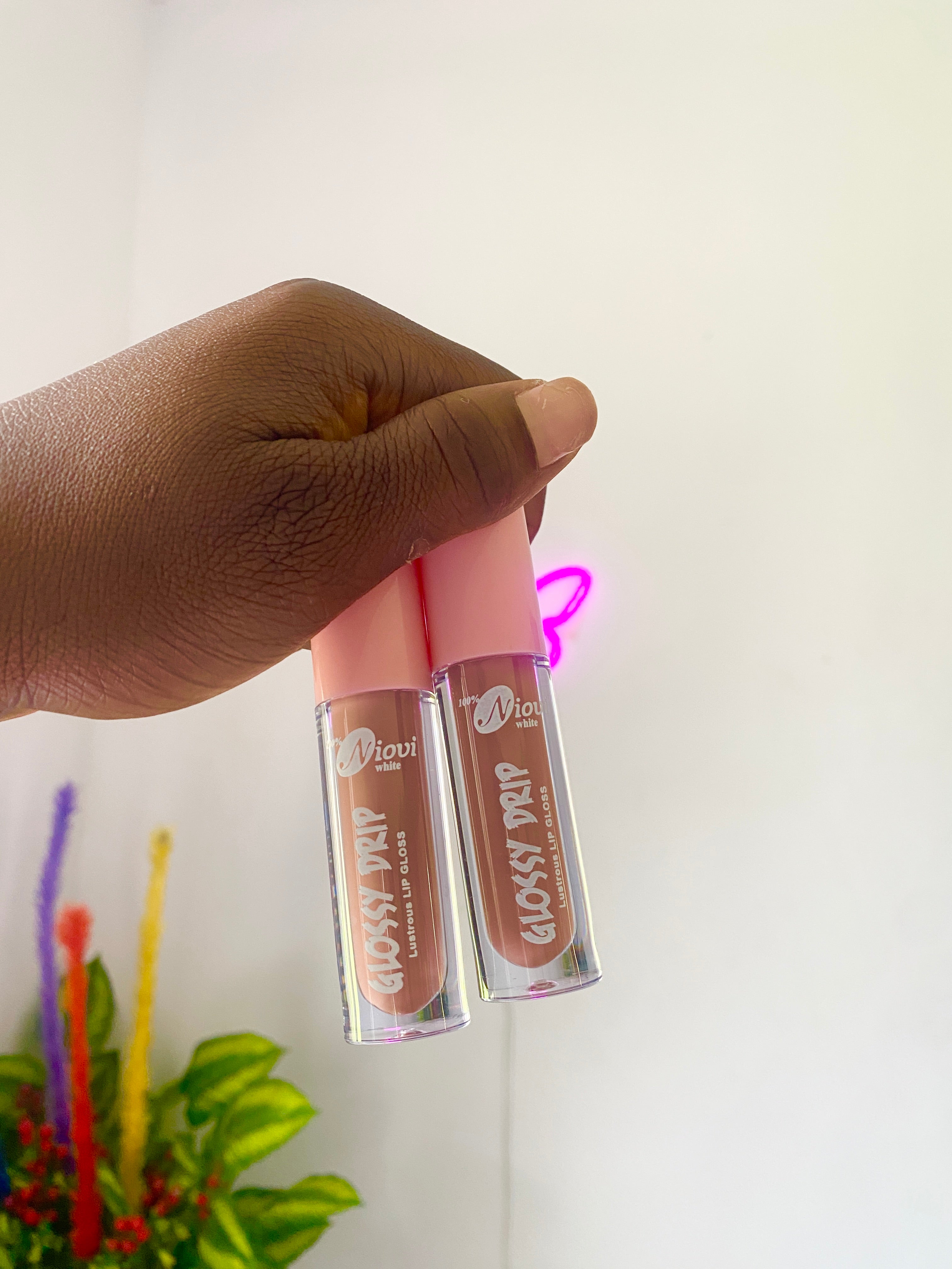 Nude lip gloss