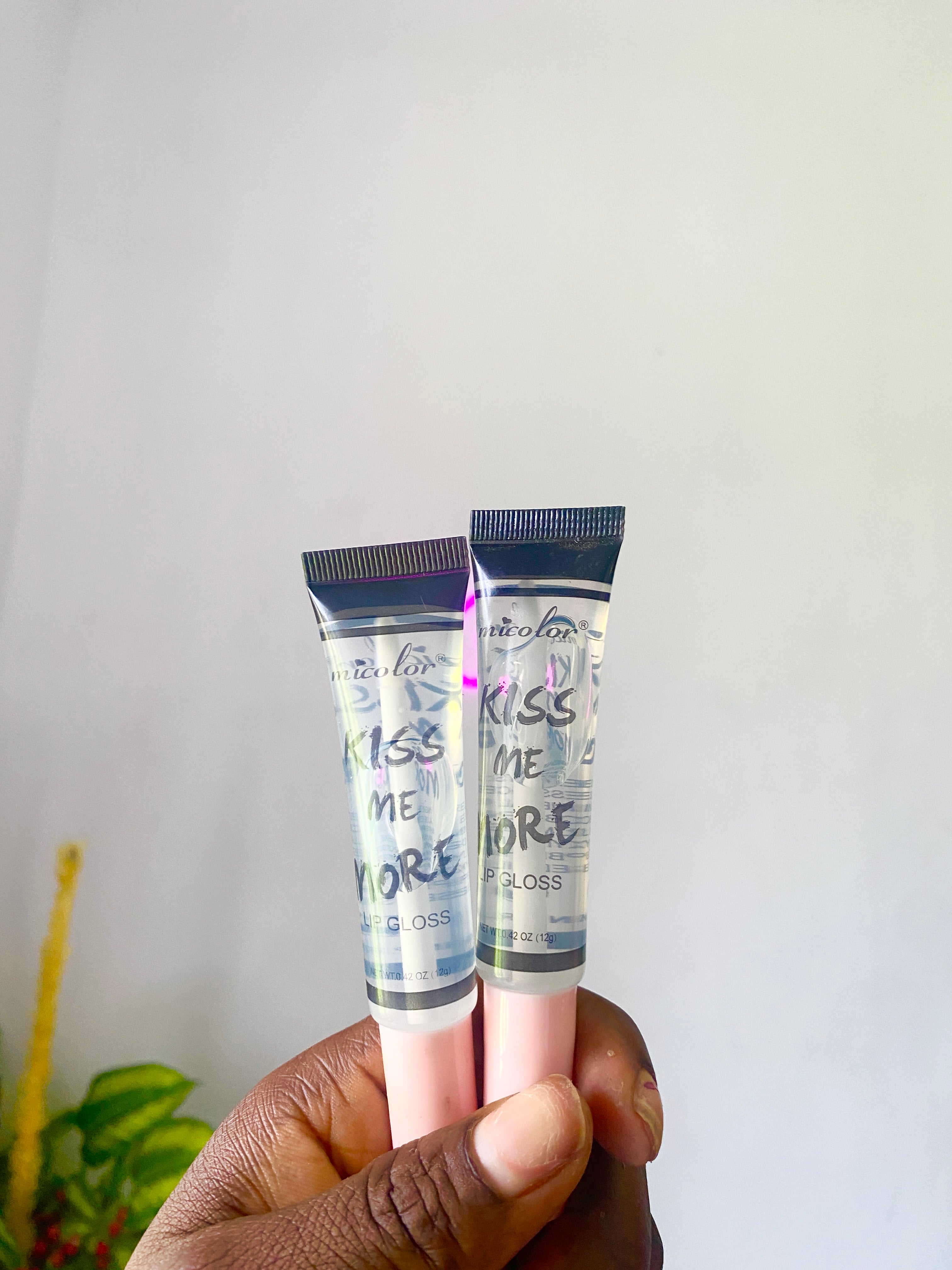 Kiss me more clear lip gloss