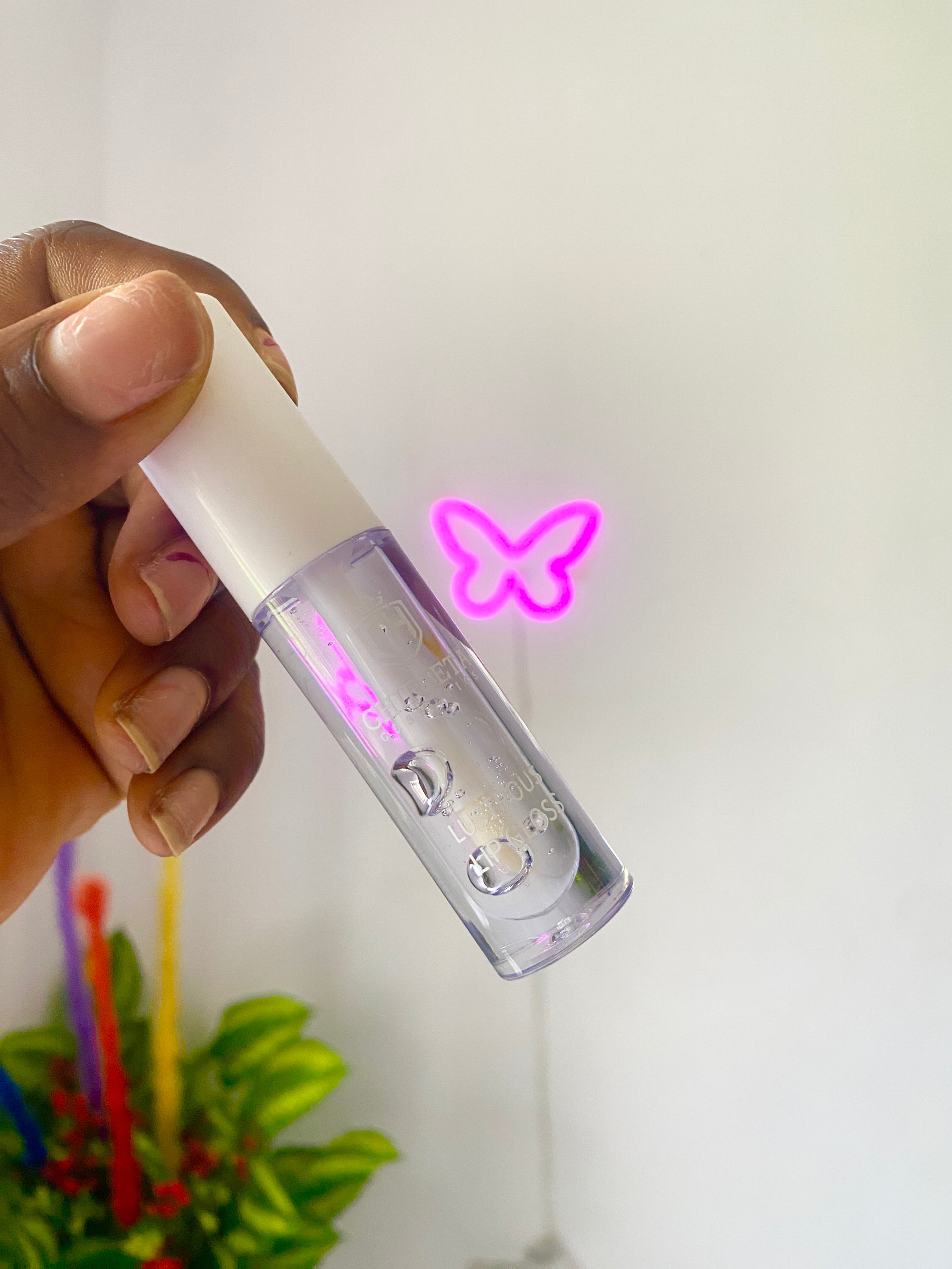 Clear lip gloss